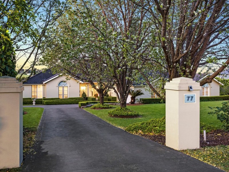 77 Sunnyside Drive, Ellis Lane NSW 2570