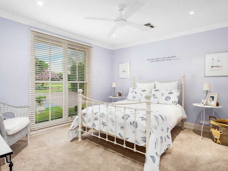 77 Sunnyside Drive, Ellis Lane NSW 2570