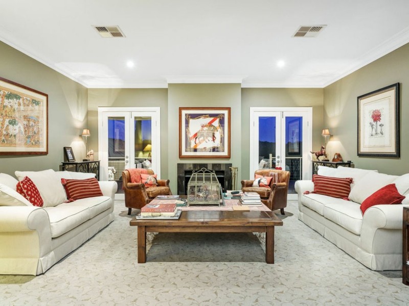 77 Sunnyside Drive, Ellis Lane NSW 2570