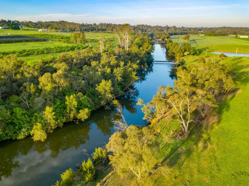 77 Sunnyside Drive, Ellis Lane NSW 2570