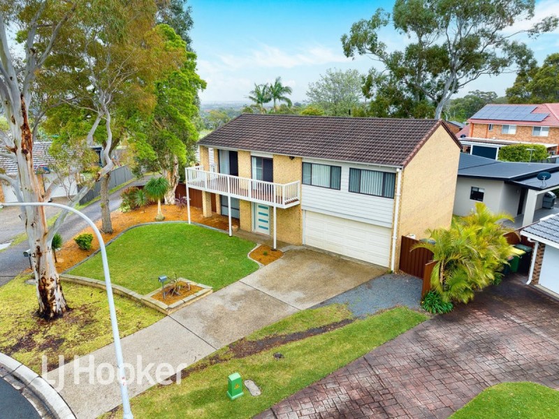 6 Roebuck Place, Illawong NSW 2234