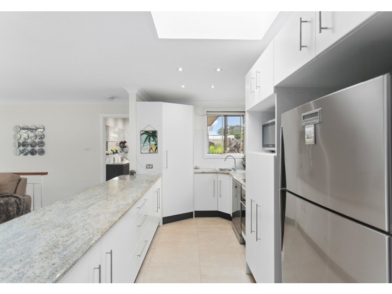2 Seaview Street, Cronulla NSW 2230