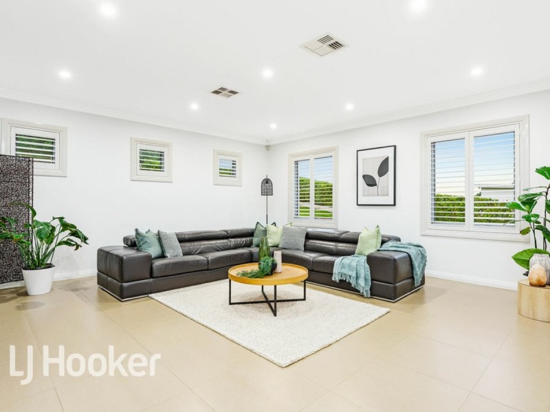 15 Harben Vale Circuit, Grasmere NSW 2570