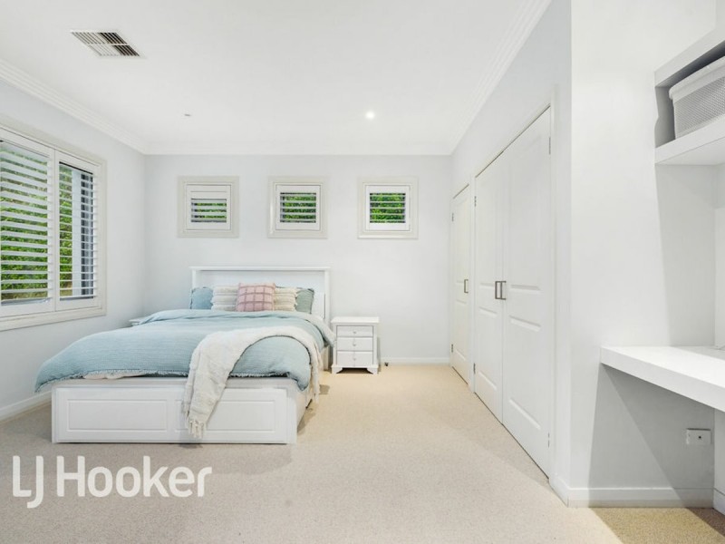 15 Harben Vale Circuit, Grasmere NSW 2570