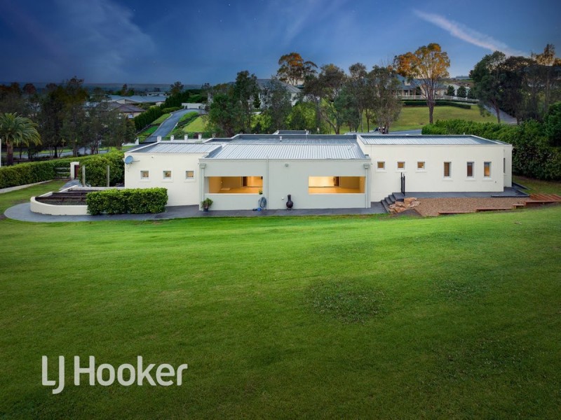 15 Harben Vale Circuit, Grasmere NSW 2570