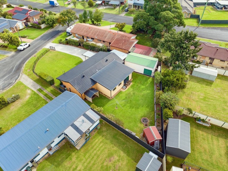 5 Blackbutt Place, The Oaks NSW 2570