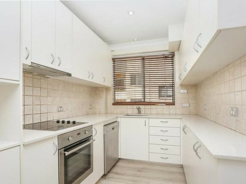 9/2-4 Curtis Street, Caringbah NSW 2229