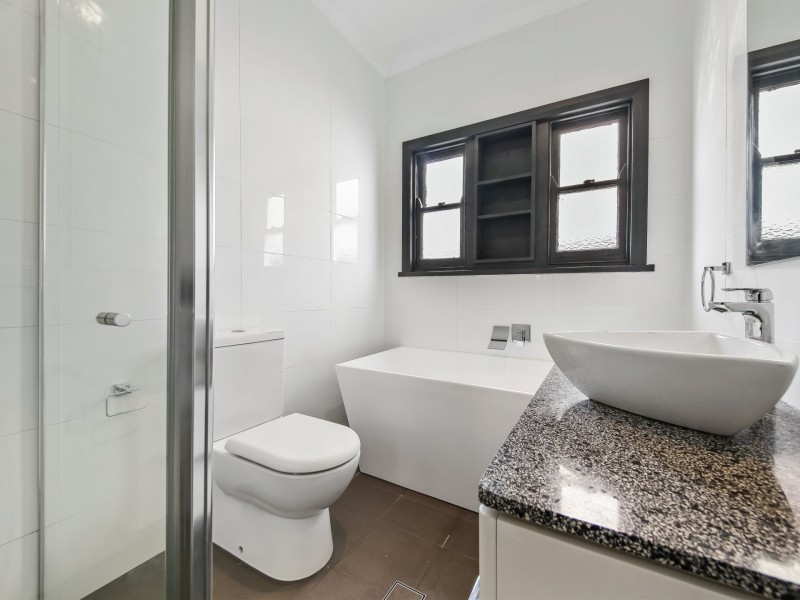 279 Taren Point Road, Caringbah NSW 2229