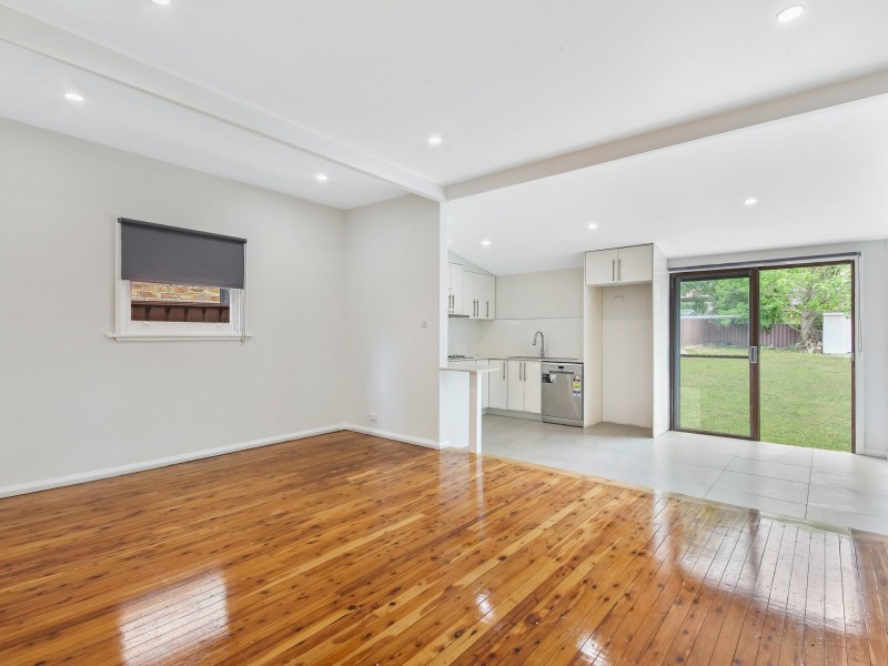 279 Taren Point Road, Caringbah NSW 2229