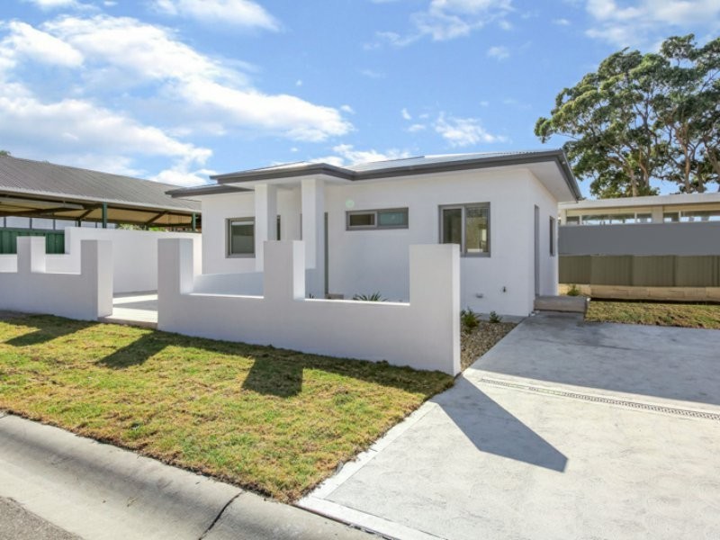 2A Beauford Avenue, Caringbah South NSW 2229