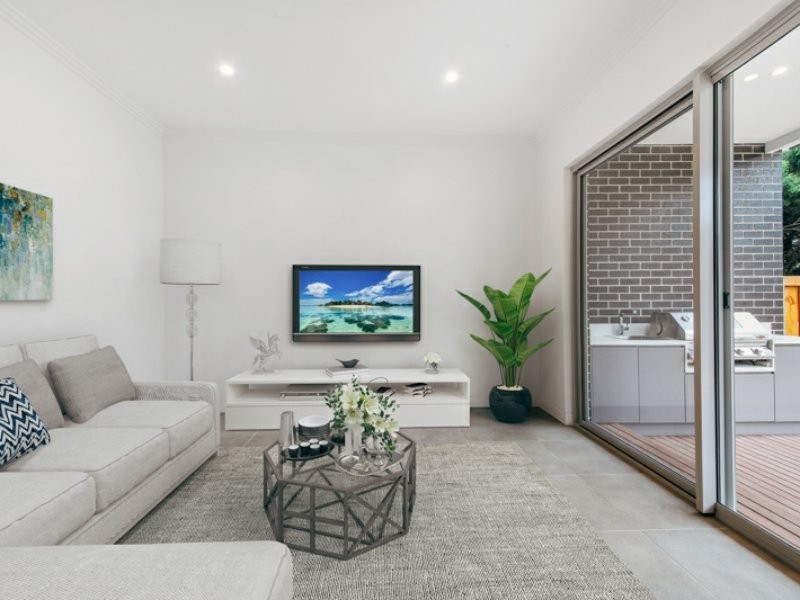 43 Brockman Avenue, Revesby Heights NSW 2212