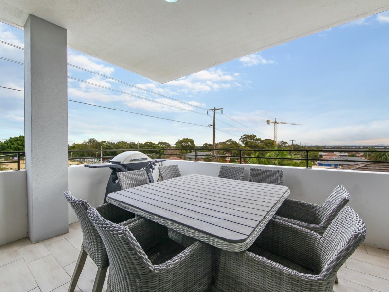 208/128-130 Willarong Road, Caringbah NSW 2229