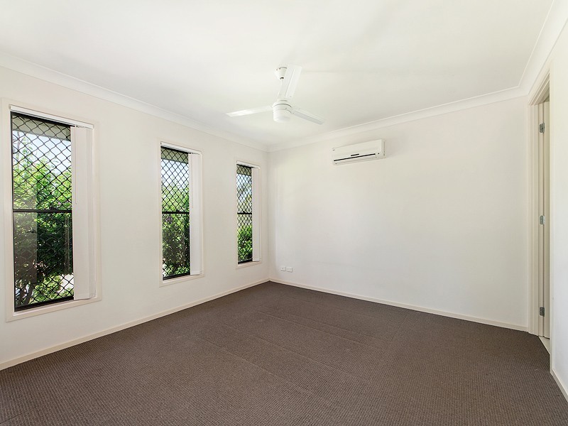 6 Bolingbroke Street East, Fernvale QLD 4306