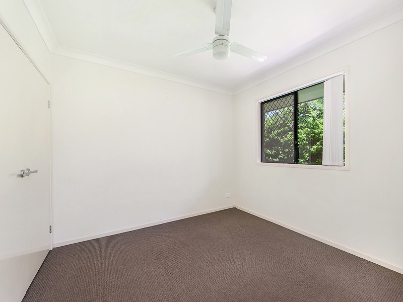 6 Bolingbroke Street East, Fernvale QLD 4306