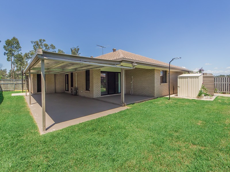 6 Bolingbroke Street East, Fernvale QLD 4306