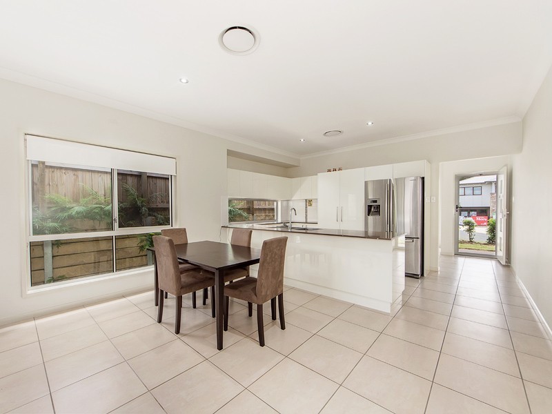 56 Columbia Dr, Bellbird Park QLD 4300