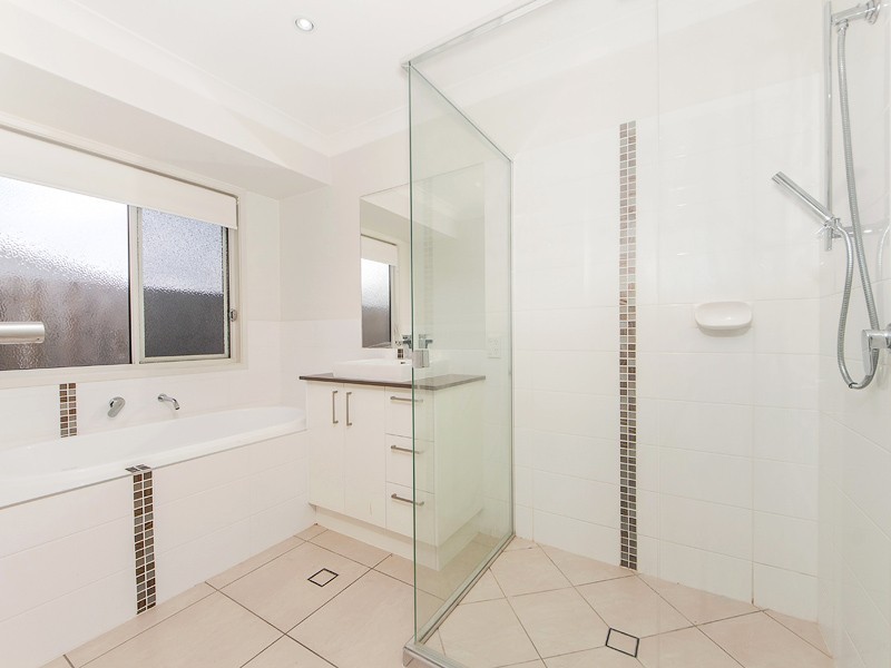 56 Columbia Dr, Bellbird Park QLD 4300