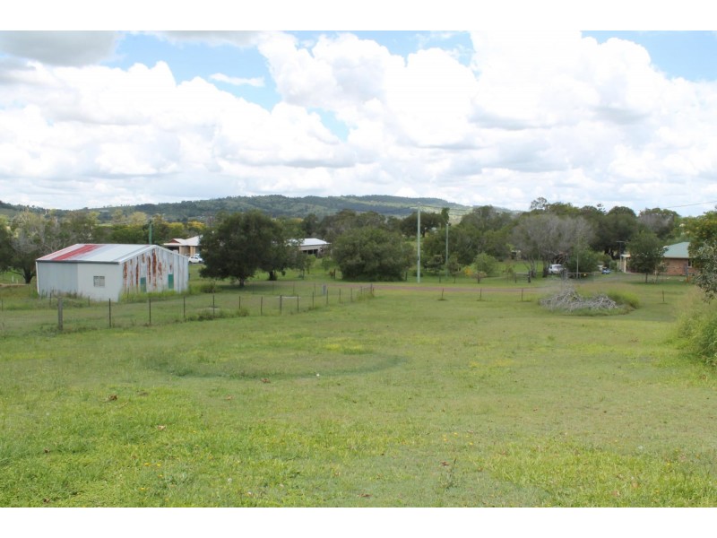 41 Edward St, Marburg QLD 4346