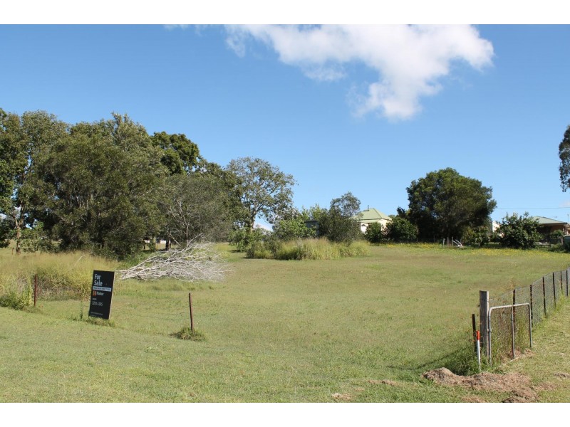 41 Edward St, Marburg QLD 4346