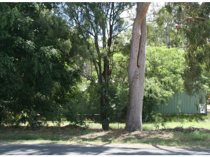 Yamanto QLD 4305