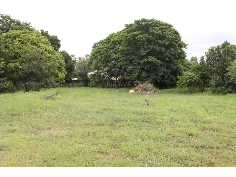 4 Green Street, Ebbw Vale QLD 4304