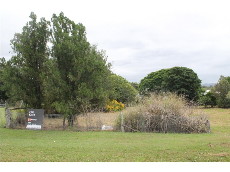 4 Green Street, Ebbw Vale QLD 4304