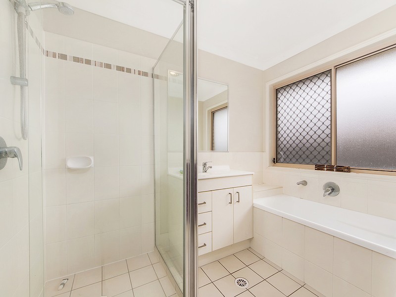 27 Rule Drive, Bundamba QLD 4304