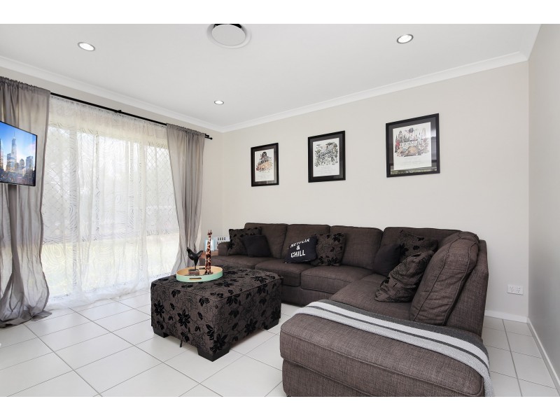 22 Robyn Terrace, Fernvale QLD 4306