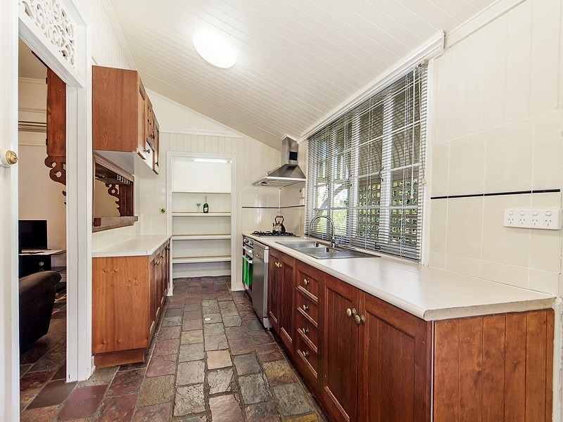 17 Syntax St, Sadliers Crossing QLD 4305