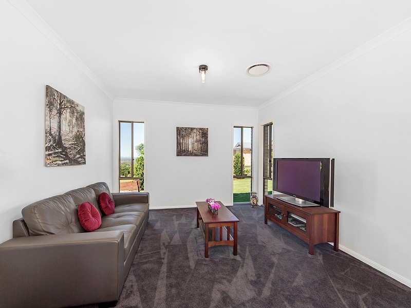 34 Upper John St, Rosewood QLD 4340