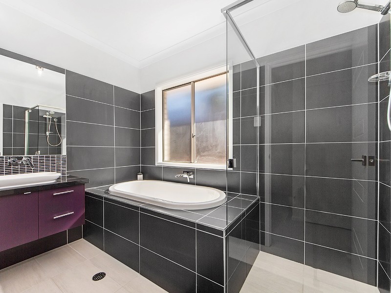 34 Upper John St, Rosewood QLD 4340