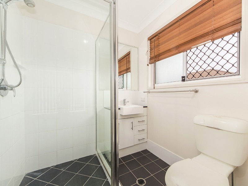 47 Banksia Drive, Raceview QLD 4305