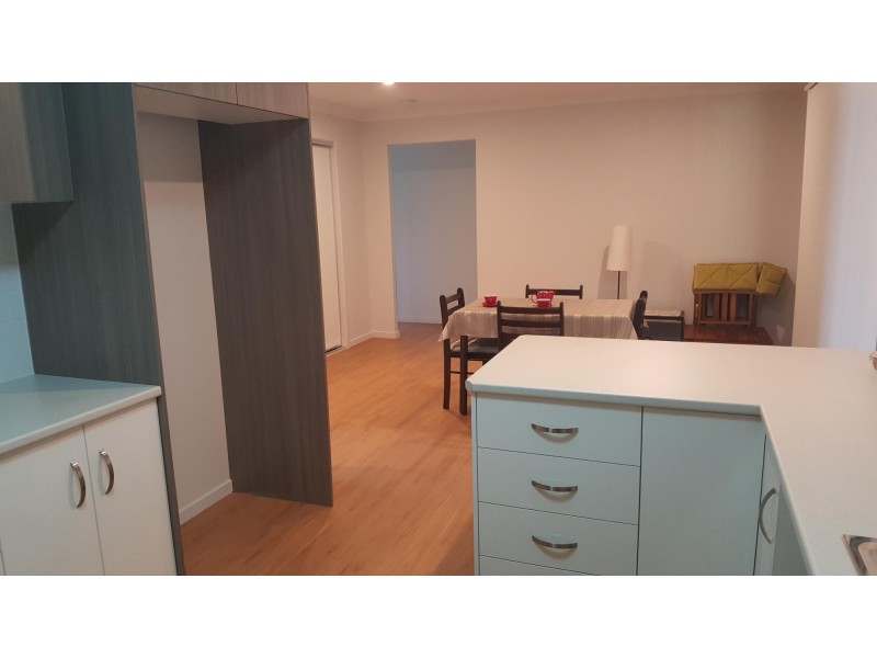 36A Frederick St, Newtown QLD 4305