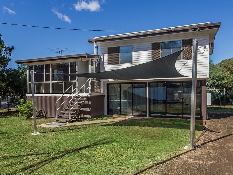 50 Symes St, Grandchester QLD 4340