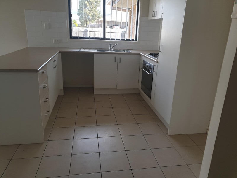 23 McInnes St, Lowood QLD 4311