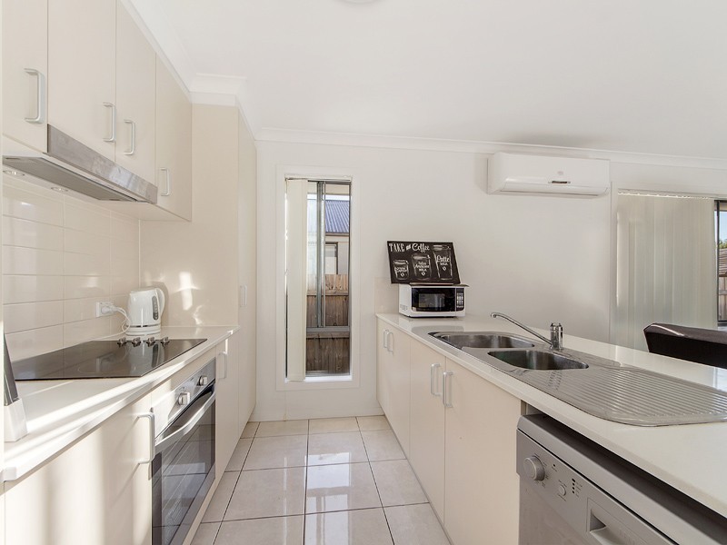 10 Drewett Ave, Redbank Plains QLD 4301