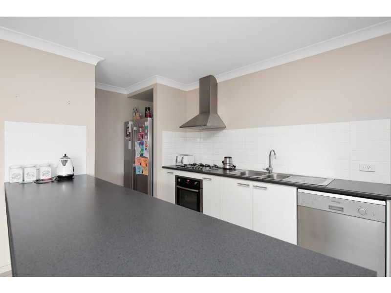 20 Cottonwood Crescent, Fernvale QLD 4306