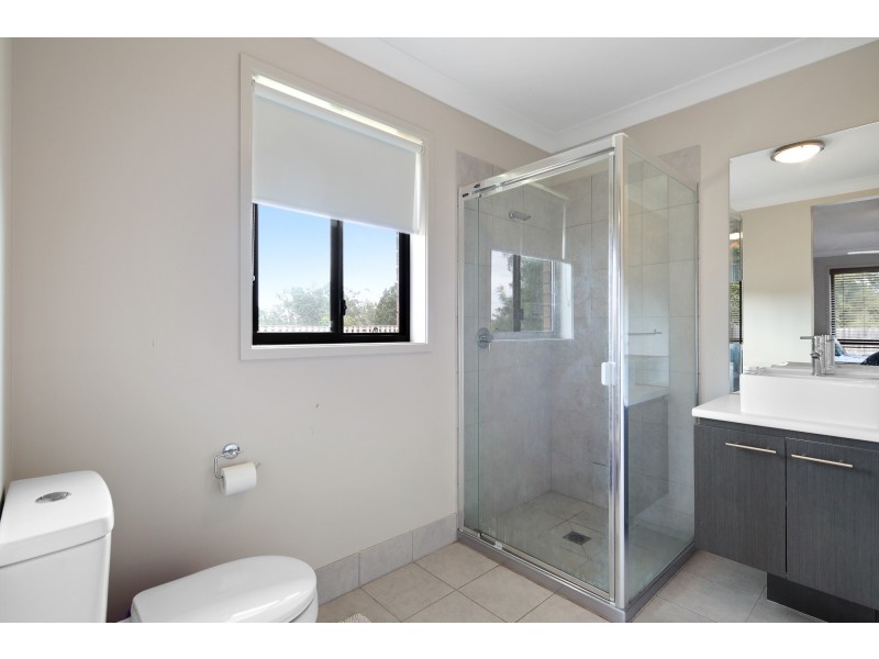20 Cottonwood Crescent, Fernvale QLD 4306