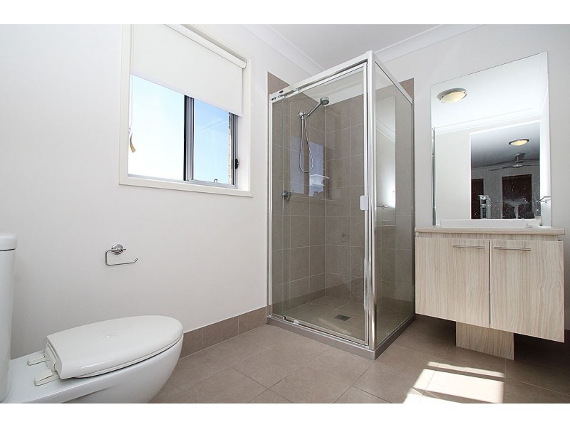 18 Cottonwood Crescent, Fernvale QLD 4306
