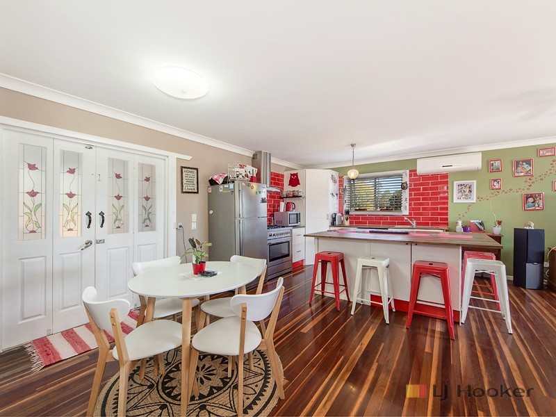 4-6 Newcastle St, Calvert QLD 4340