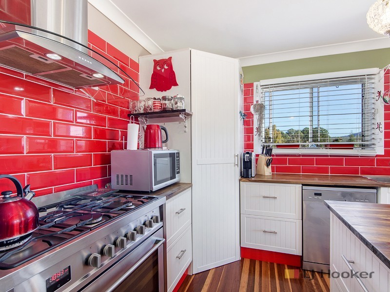 4-6 Newcastle St, Calvert QLD 4340