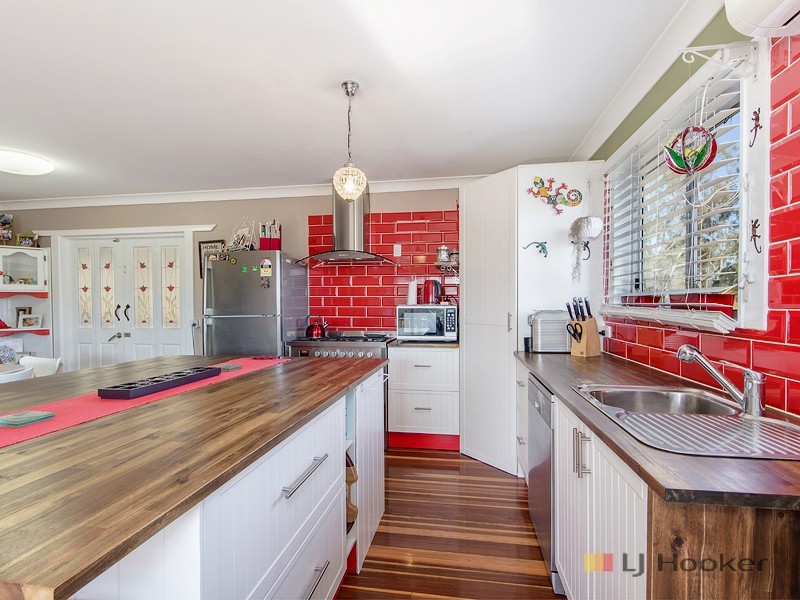 4-6 Newcastle St, Calvert QLD 4340