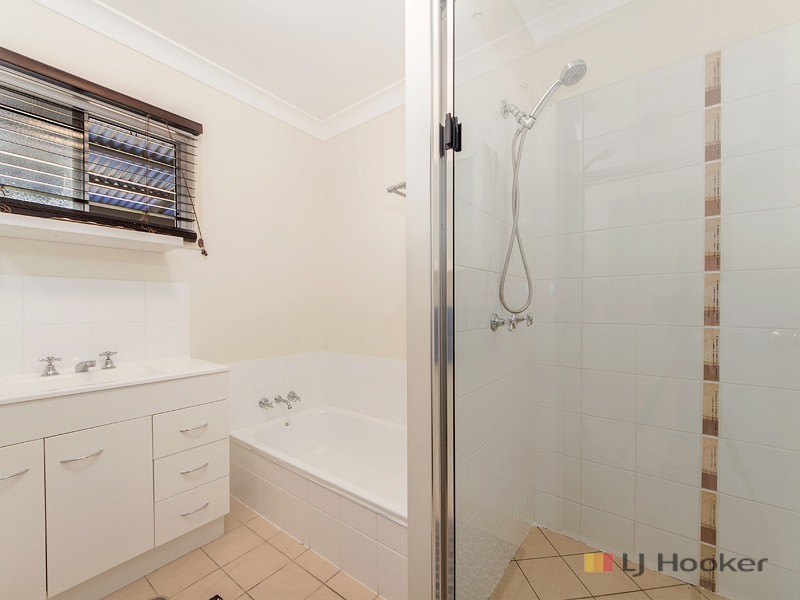 4-6 Newcastle St, Calvert QLD 4340