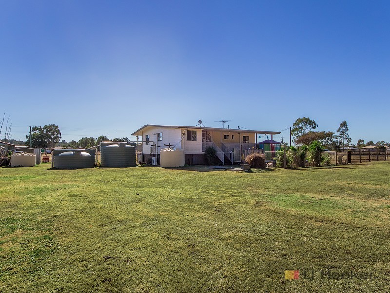 4-6 Newcastle St, Calvert QLD 4340
