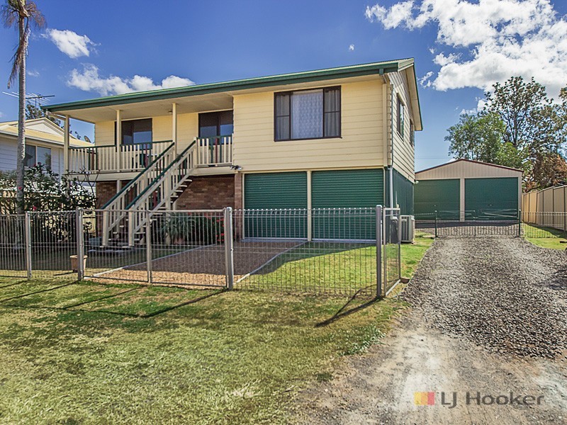 64 Dellvene Cres, Rosewood QLD 4340