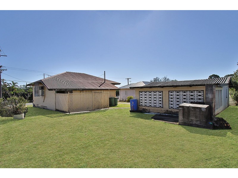 15 Cairns Road, Ebbw Vale QLD 4304