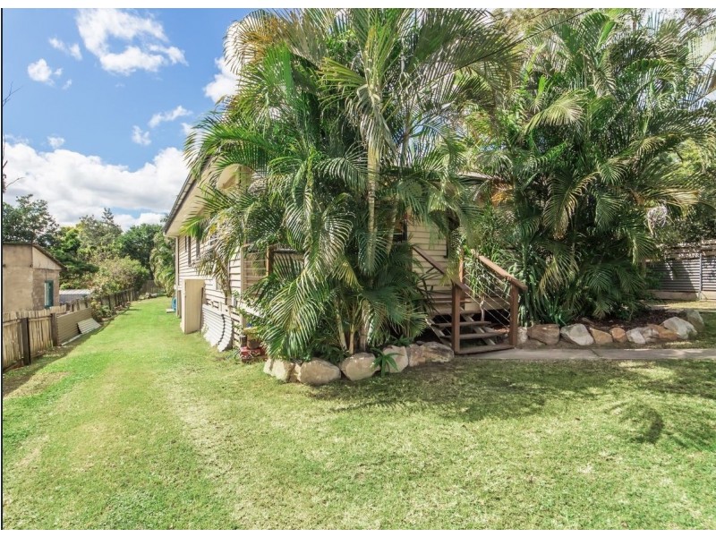 20 Taylor Street, Bundamba QLD 4304