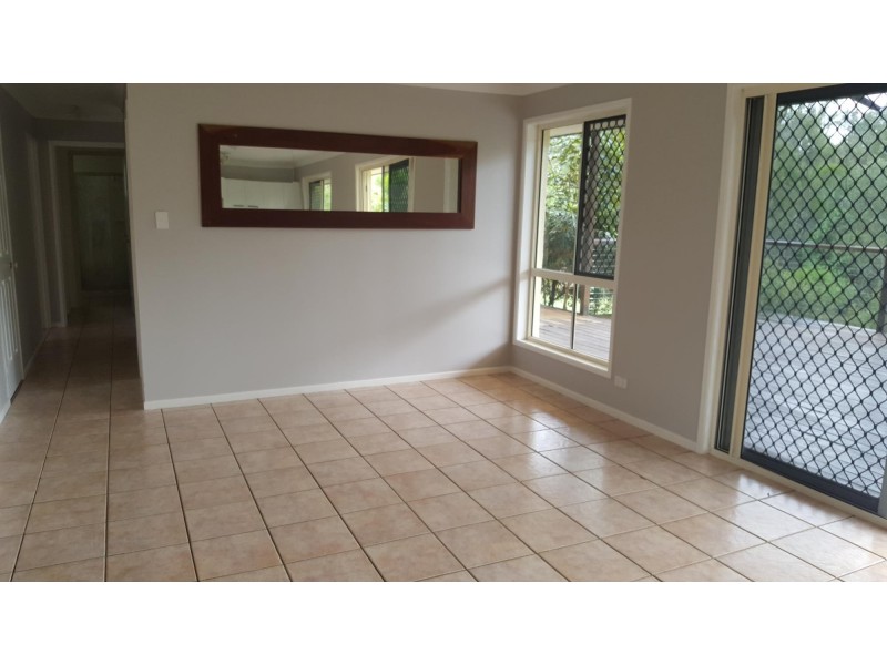 68 Mamaku Street, Fernvale QLD 4306