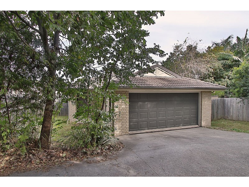 44 B Shanahan Pde, Redbank Plains QLD 4301