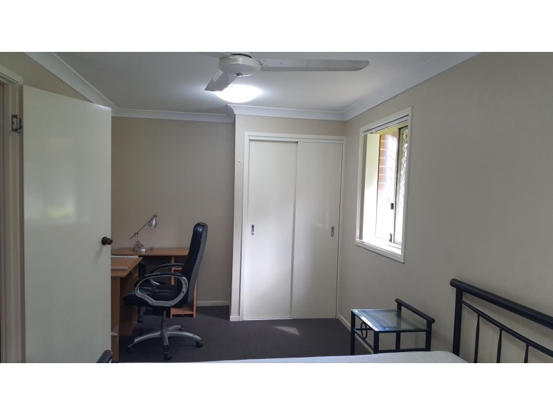 199 Warwick Rd, Churchill QLD 4305
